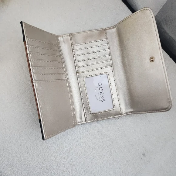 GUESS Shawna Slim Clutch Wallet, Cognac slip pockets, 12 card slots and ID windo - Picture 3 of 8